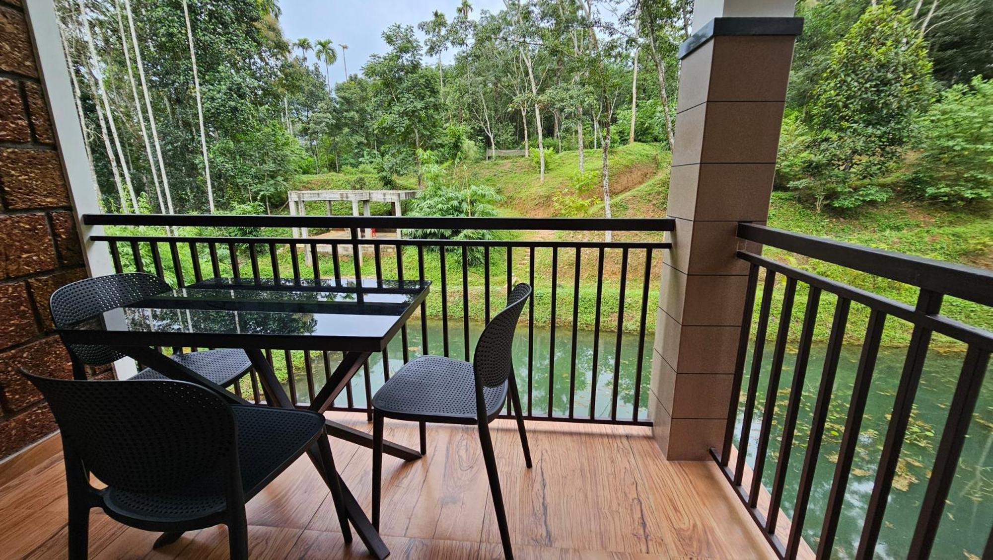 Casta Wild Resort Batheri المظهر الخارجي الصورة